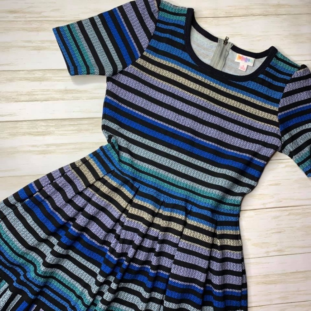 Lularoe AMELIA beautiful blue beauty NWOT